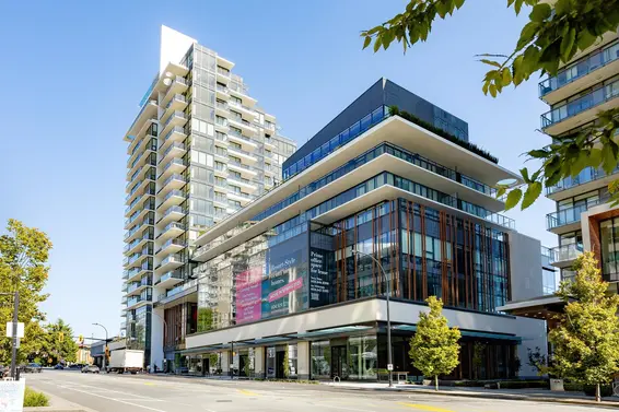 1406 135 East 13th Street, North Vancouver