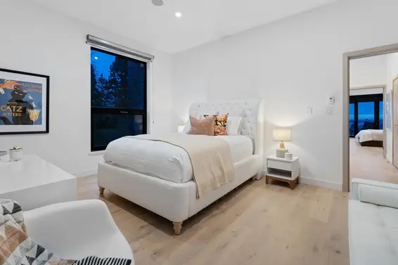 1045 Sinclair Street, West Vancouver For Sale - image 27