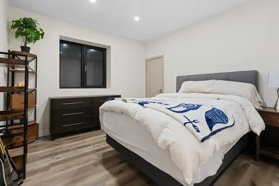 1045 Sinclair Street, West Vancouver For Sale - image 33