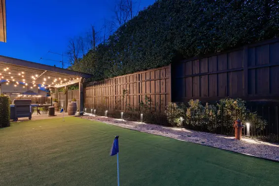 1045 Sinclair Street, West Vancouver For Sale - image 37