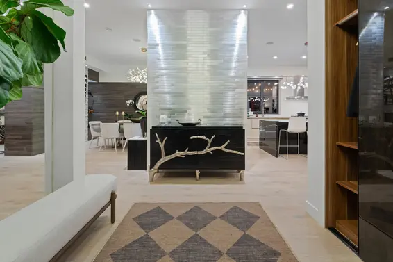 1045 Sinclair Street, West Vancouver For Sale - image 5