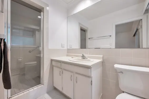 5560 Greenleaf Road, West Vancouver For Sale - image 19