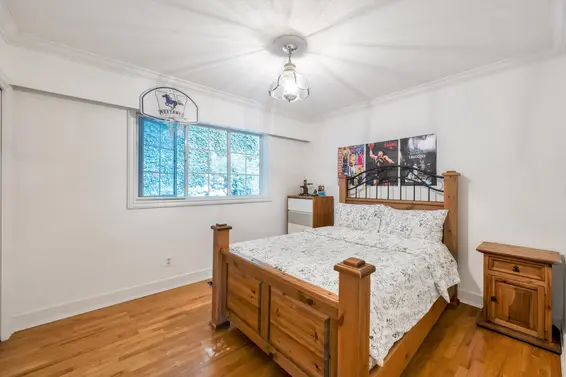 5560 Greenleaf Road, West Vancouver For Sale - image 22