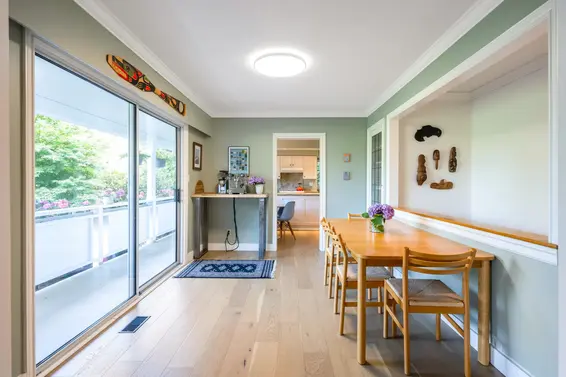 5560 Greenleaf Road, West Vancouver For Sale - image 9