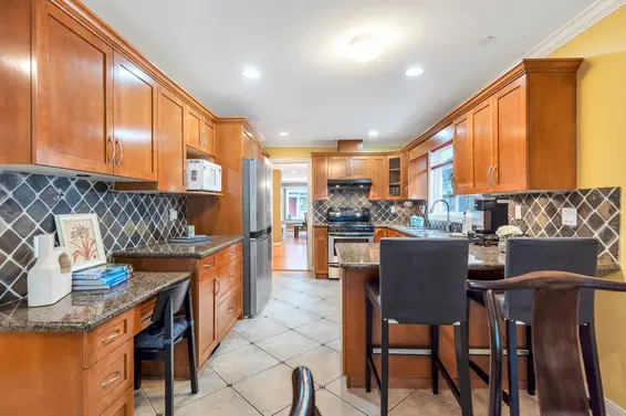 950 Seymour Boulevard, North Vancouver For Sale - image 20