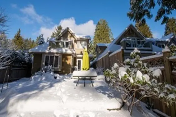950 Seymour Boulevard, North Vancouver For Sale - image 3