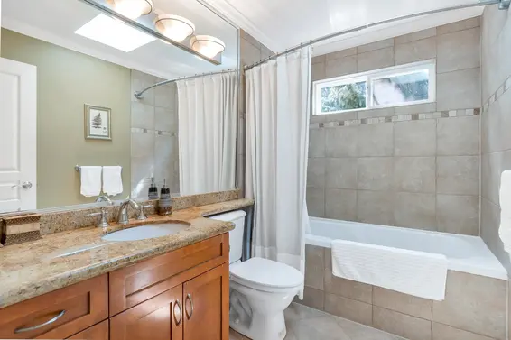 950 Seymour Boulevard, North Vancouver For Sale - image 31