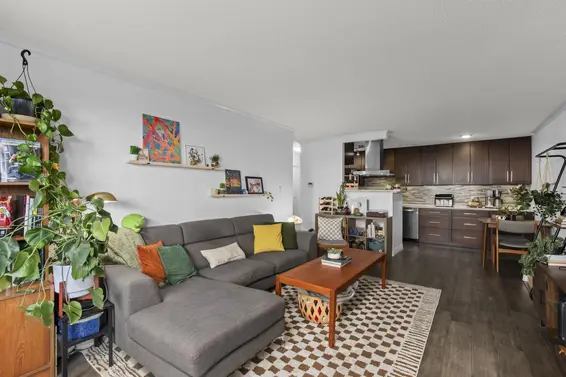 203 310 West 3rd Street, North Vancouver For Sale - image 10