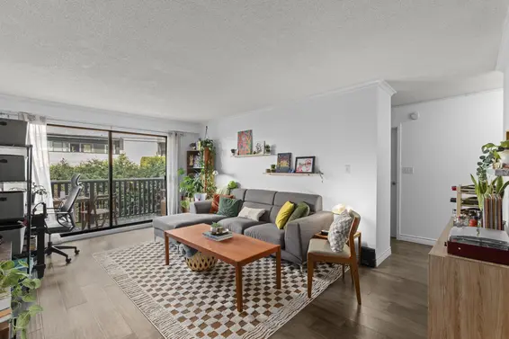 203 310 West 3rd Street, North Vancouver For Sale - image 7