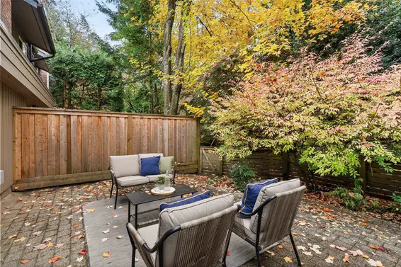 2307 Mountain Highway, North Vancouver For Sale - image 32