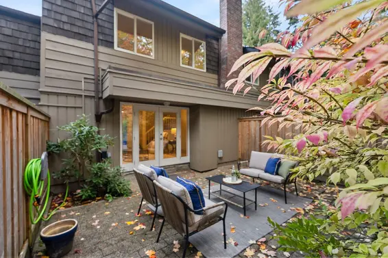 2307 Mountain Highway, North Vancouver For Sale - image 33