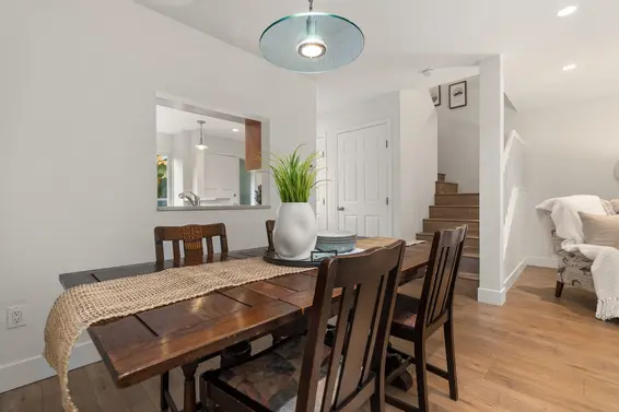 2307 Mountain Highway, North Vancouver For Sale - image 6