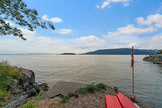 5834 Eagle Island, West Vancouver