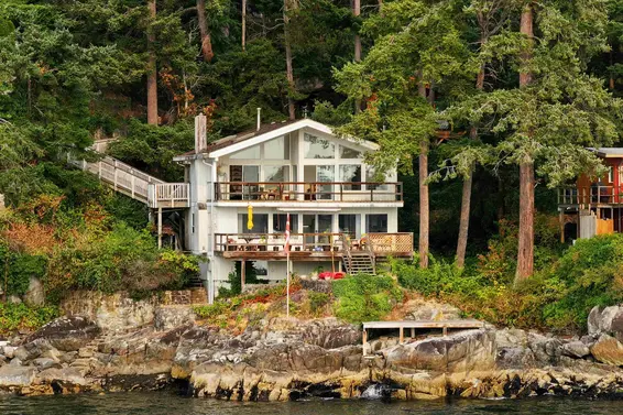 5834 Eagle Island, West Vancouver For Sale - image 18