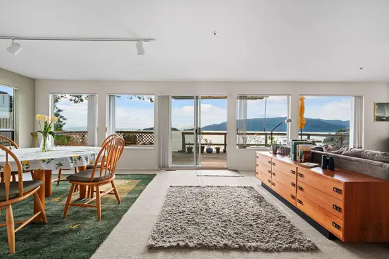 5834 Eagle Island, West Vancouver For Sale - image 4