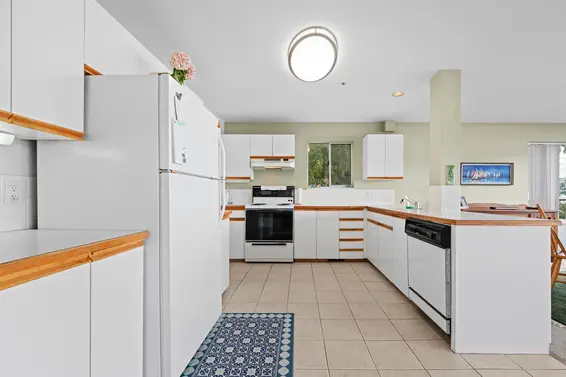 5834 Eagle Island, West Vancouver For Sale - image 8