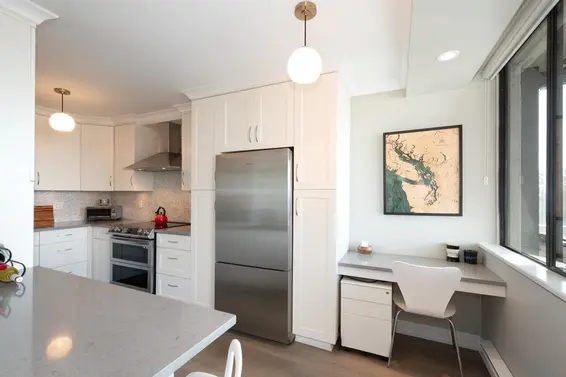 701 1341 Clyde Avenue, West Vancouver For Sale - image 21
