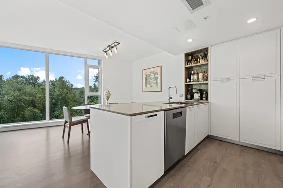807 1401 Hunter Street, North Vancouver For Sale - image 8