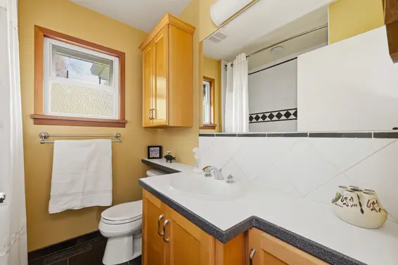 818 East 6th Street, North Vancouver For Sale - image 22