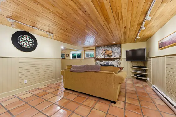 818 East 6th Street, North Vancouver For Sale - image 23