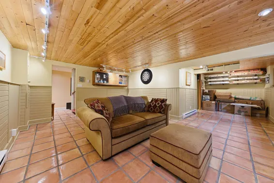 818 East 6th Street, North Vancouver For Sale - image 25