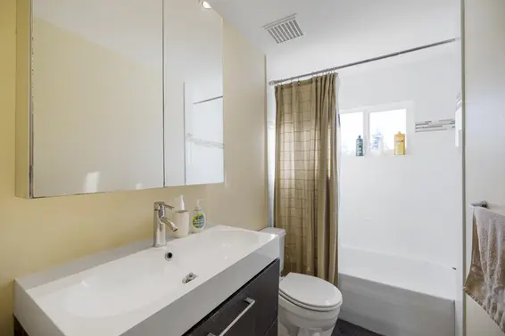 538 West 25th Street, North Vancouver For Sale - image 15