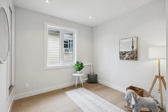 1330 West 15th Street, North Vancouver For Sale - image 11