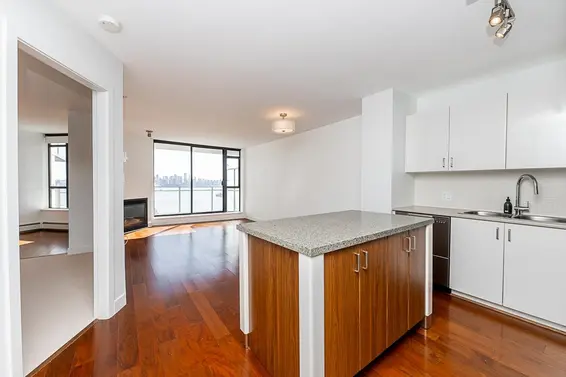 1211 175 West 1st Street, North Vancouver For Sale - image 11