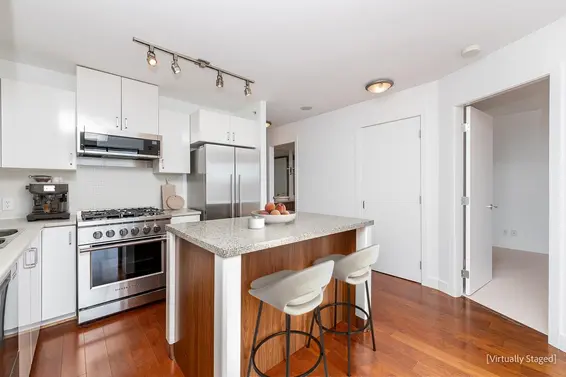 1211 175 West 1st Street, North Vancouver For Sale - image 3