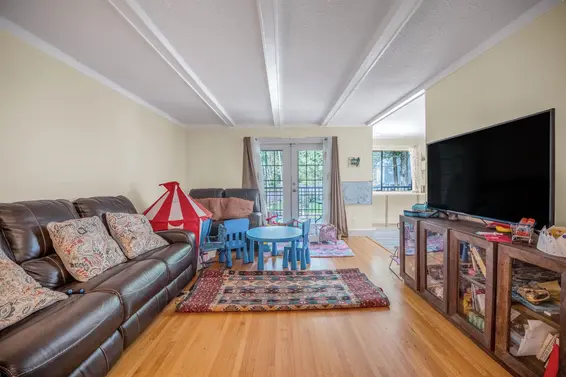 5535 Huckleberry Lane, North Vancouver For Sale - image 11