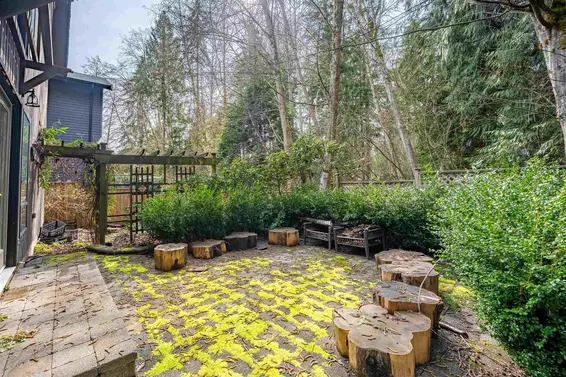 5535 Huckleberry Lane, North Vancouver For Sale - image 37