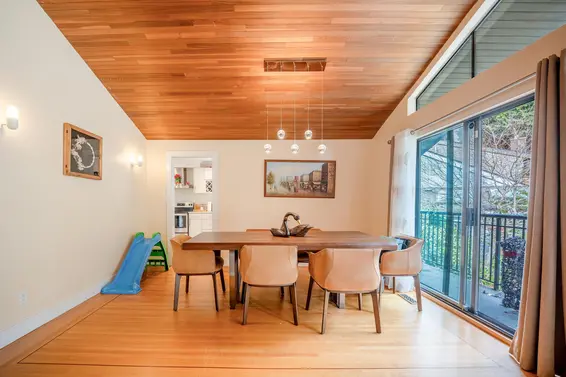 5535 Huckleberry Lane, North Vancouver For Sale - image 7