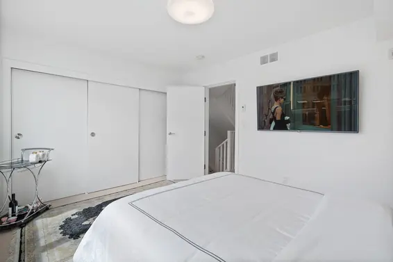 207 649 East 3 Street, North Vancouver For Sale - image 19