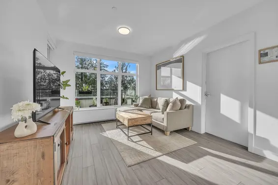 205 733 East 3rd Street, North Vancouver For Sale - image 11