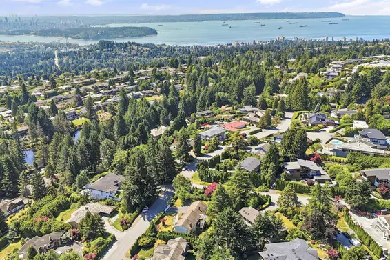 875 Greenwood Road, West Vancouver For Sale - image 4