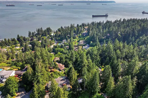 3664 Cedaridge Place, West Vancouver For Sale - image 40