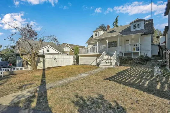 456 East 20th Street, North Vancouver