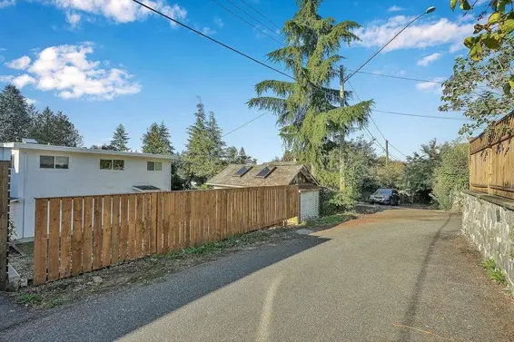 456 East 20th Street, North Vancouver For Sale - image 29