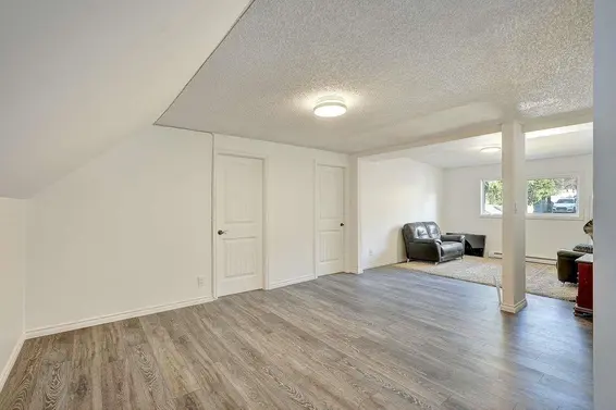 456 East 20th Street, North Vancouver For Sale - image 4