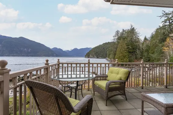 7 Beach Drive, Furry Creek For Sale - image 3