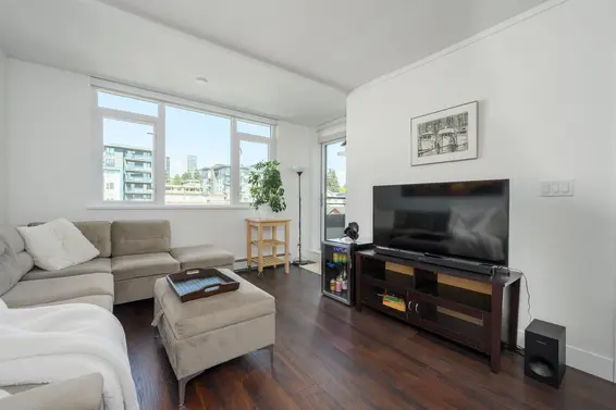 504 131 East 3rd Street, North Vancouver For Sale - image 6