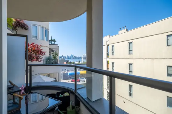 403 118 East 2nd Street, North Vancouver For Sale - image 14