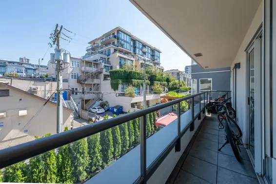 403 118 East 2nd Street, North Vancouver For Sale - image 17