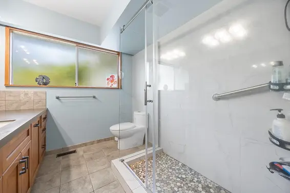 96 Bonnymuir Drive, West Vancouver For Sale - image 15