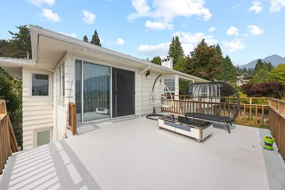 96 Bonnymuir Drive, West Vancouver For Sale - image 23