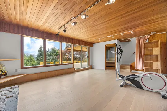 96 Bonnymuir Drive, West Vancouver For Sale - image 25