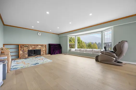 96 Bonnymuir Drive, West Vancouver For Sale - image 4