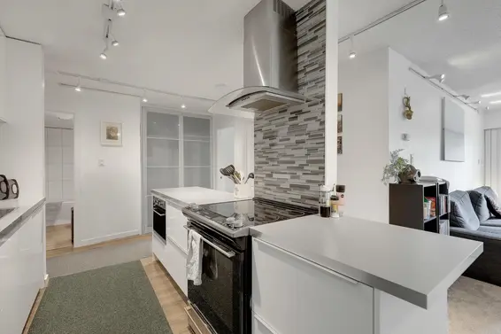 503 250 West 1st Street, North Vancouver For Sale - image 4