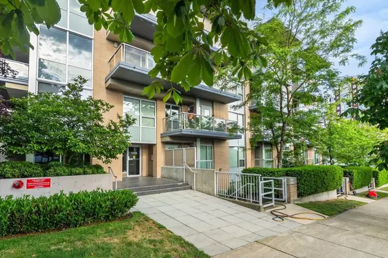 PH1 1288 Chesterfield Avenue, North Vancouver For Sale - image 25