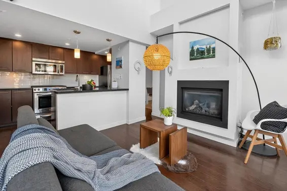 PH1 1288 Chesterfield Avenue, North Vancouver For Sale - image 9